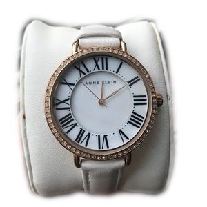 White Gold Leather Strap Watch